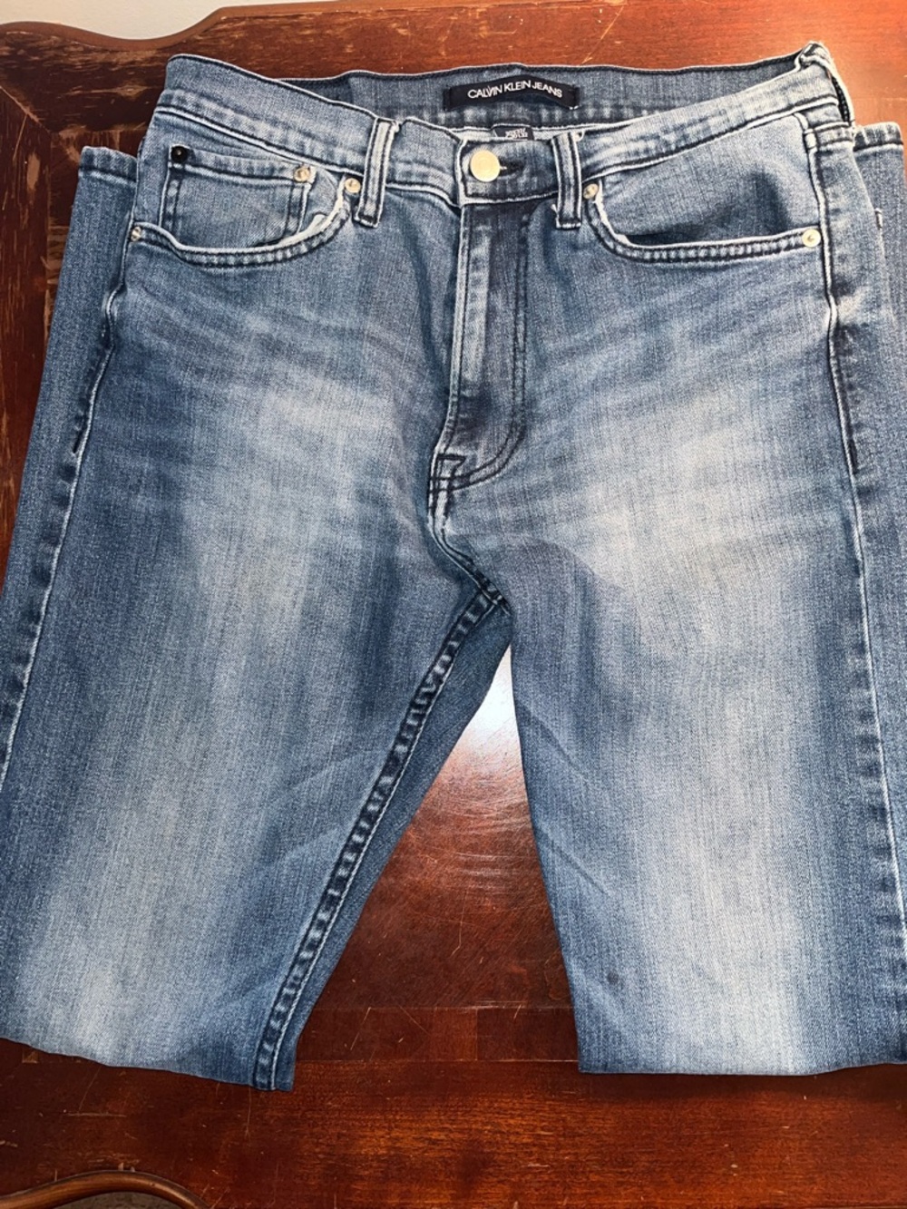 Calvin Klein Jeans Men’s Light Blue Straight Denim 30 x 32